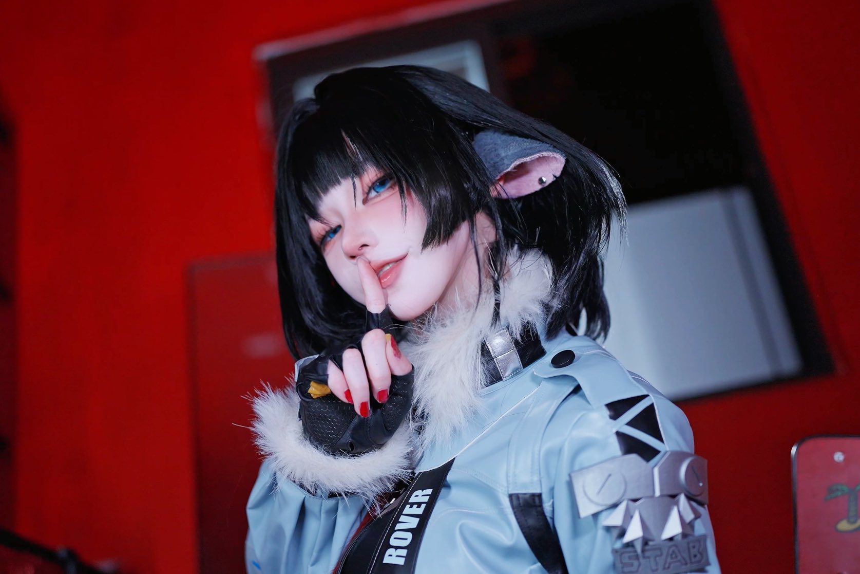 Beautiful female cosplayer transforms, making fans restless 6 Beautiful female coser captivates fans with her amazing portrayal - Image 6.