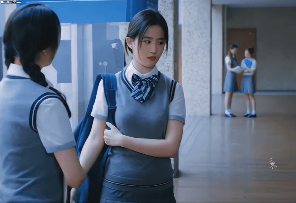 Visual shock of "flawless jade" of Liu Yifei 10 years ago: All the beauties in showbiz combined are not as beautiful 2 Liu Yifei's visuals