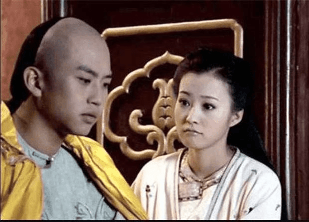 Hắc Lỗi and Đặng Siêu during a brief moment 18+ Film Causes Shock: The Hot Scene That Made Women Swoon