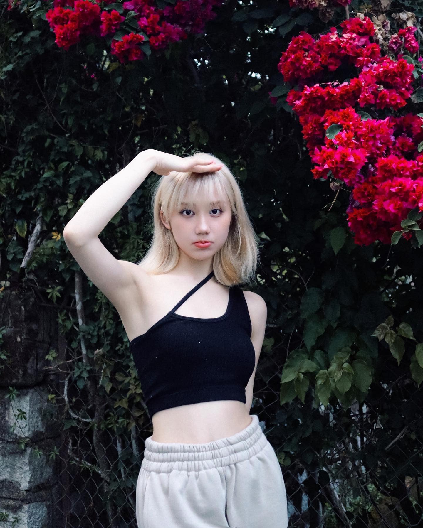 Mina Young - female streamer from SBTC Mina Young - female streamer from SBTC