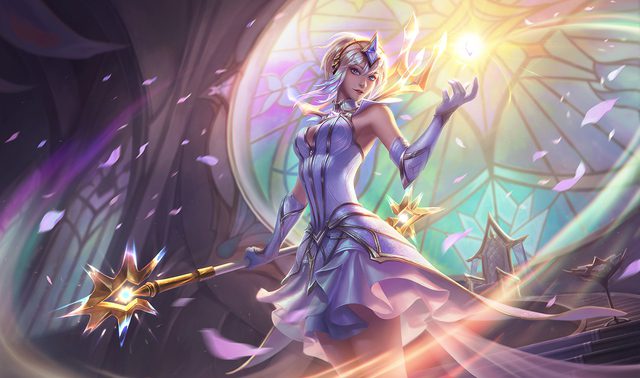 Lux is one of the most iconic champions in League of Legends with many popular skins. Lux is one of the most iconic champions in League of Legends with many popular skins.