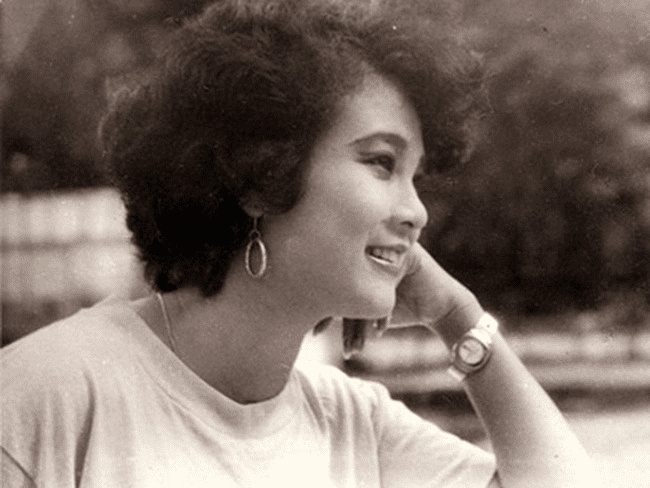 Hồng Minh's iconic performance Hồng Minh's iconic hot scene in early Vietnamese cinema