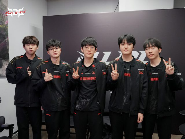 JDG still has hope, but many LPL fans are losing faith. JDG still has hope, but many LPL fans are losing faith.