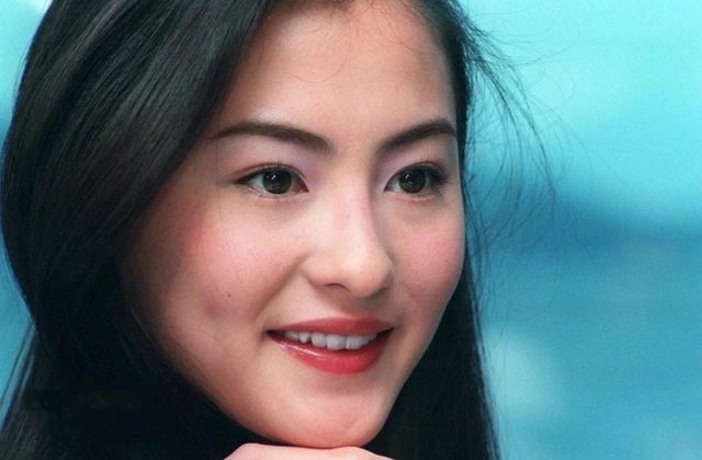 Zhang Ba Chi’s career has certainly flourished, thanks to her beautiful appearance. Can’t believe this is Zhang Ba Chi, what happened to her beauty?