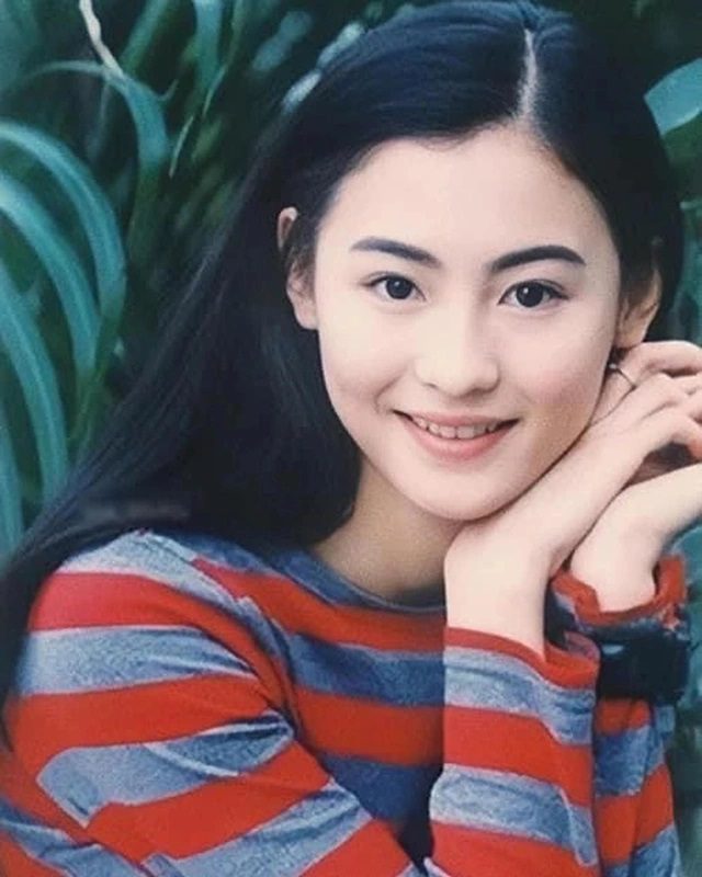 Zhang Ba Chi has a mixed heritage, making her features exceptionally beautiful. Can’t believe this is Zhang Ba Chi, what happened to her beauty?