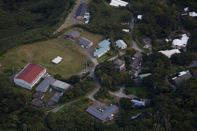 Prophecy of the Catastrophe on July 5 Not Coming True, Author of the Series Faces Severe Criticism 3 Many residents of Akishima began evacuating to Kagoshima city for safety.