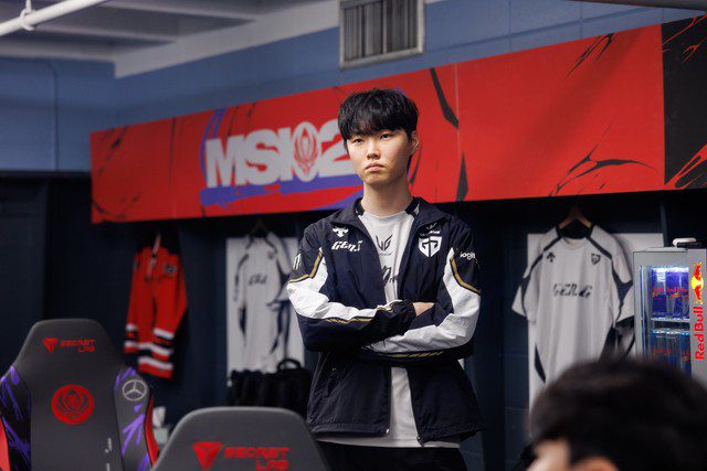 Chovy ignites controversy within the community. Chovy becomes a topic of contention in the League of Legends community.