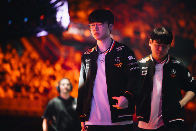 Faker's Iconic Image at MSI 2025 Sparks Excitement Faker's Iconic Image at MSI 2025 Sparks Excitement