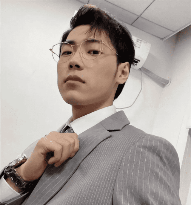 Famous Caster Esports Accused of "Betraying" Ex who Spent Nearly 2 Billion to "Support His Career" 1 Esports drama