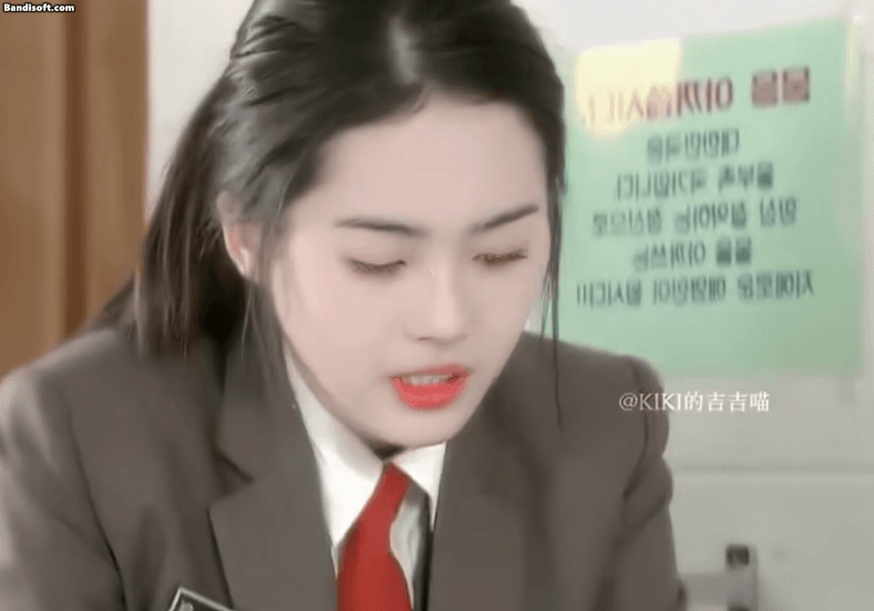 Korean Beauty So Stunning That Everyone Thinks She's "Artificial Visual": A One-of-a-Kind Gaze, You Might Not See Again in 100 Years 4 Go Ara's stunning visuals
