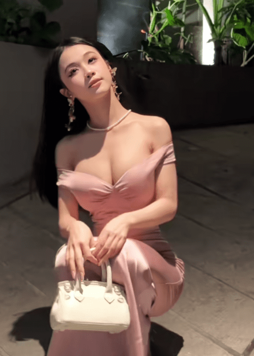 The Incredible Transformation of the "Top Idol" Who Was Once Criticized, Shocking Just as Much as the Sisters from China 7 Mia's stunning transformation