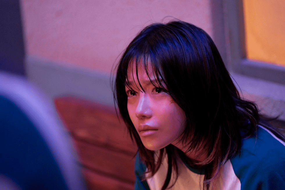 The most beautiful woman in Squid Game 3: Flawless bare face, looks even more stunning in real-life photos 3 Emotional scene in Squid Game 3