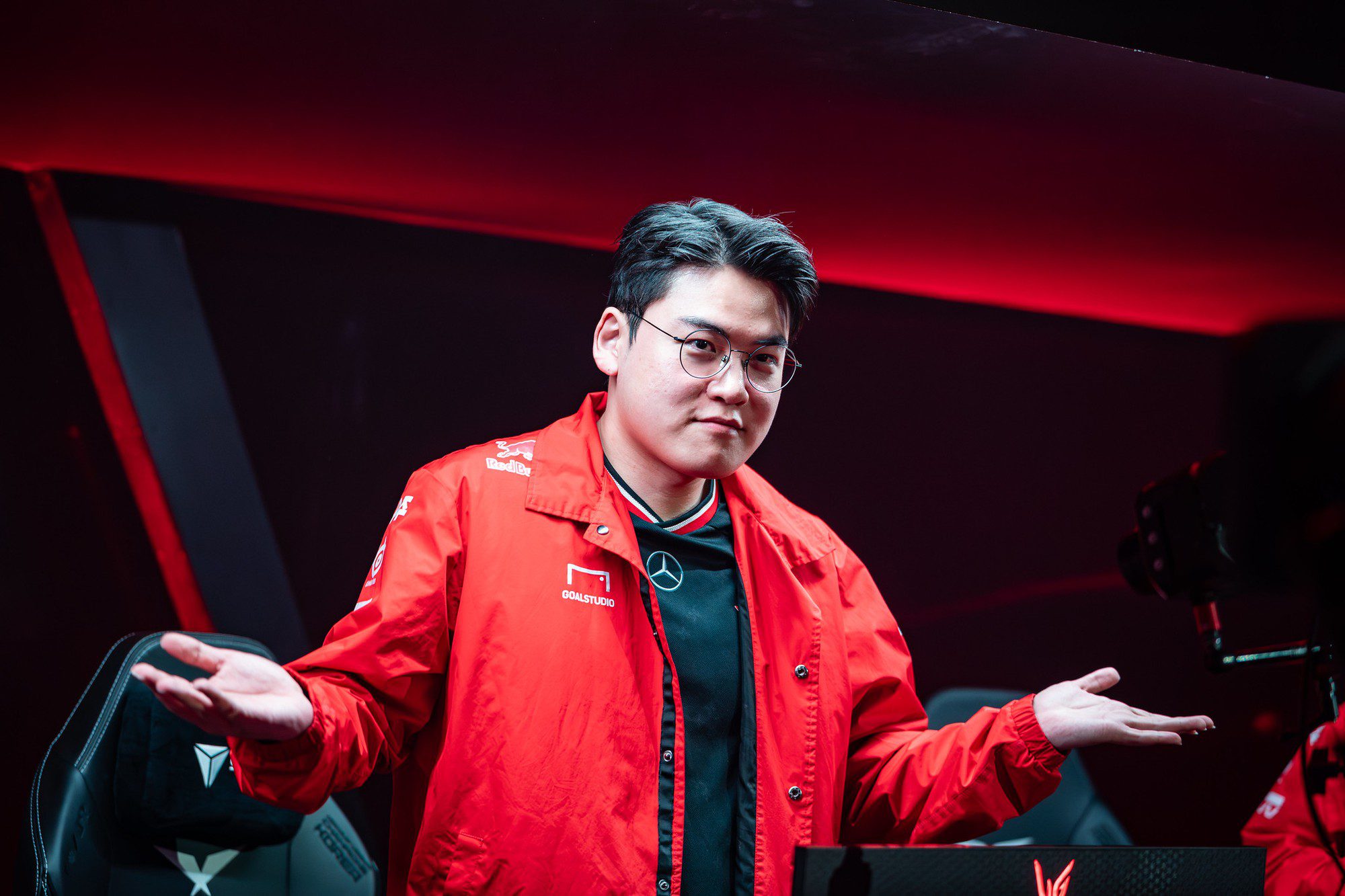 Gumayusi shares insights about the match against HLE before T1's quarter-finals at MSI 2025. Gumayusi Reflects on the Match Against HLE